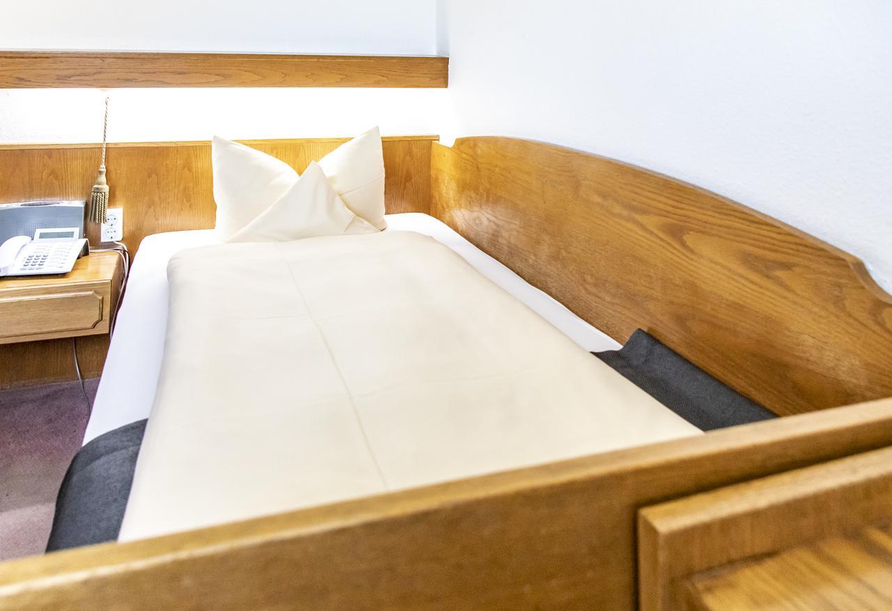Hotel Jaegerhaus In Singen Am Hohentwiel Esterno foto